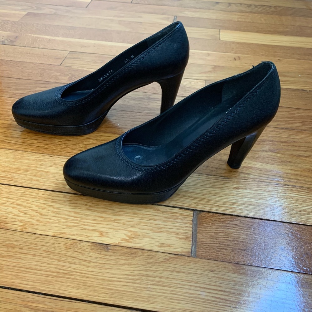 Stuart Weitzman Designer Platform Leather Heels